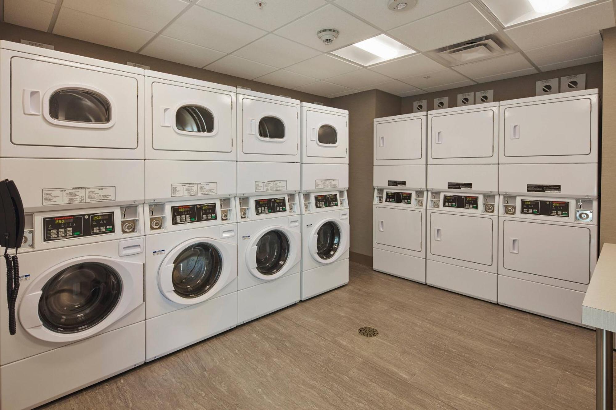 Residence Inn Sacramento Дейвис Екстериор снимка
